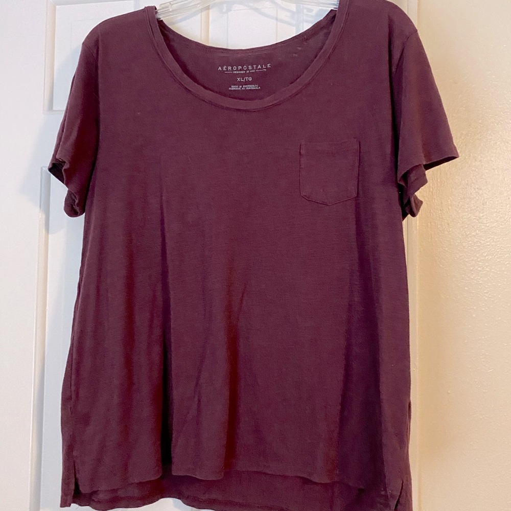 Maroon scoop neck shirt